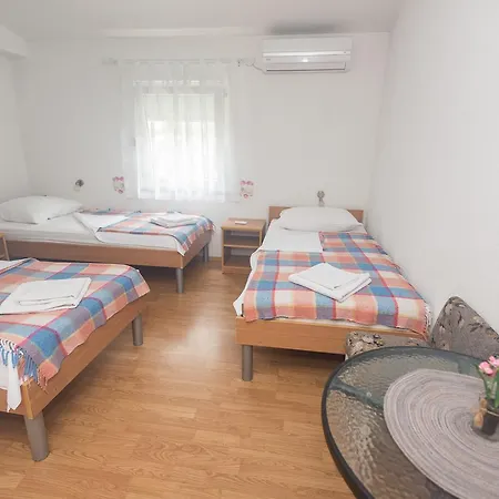 Guest house Maria 3*