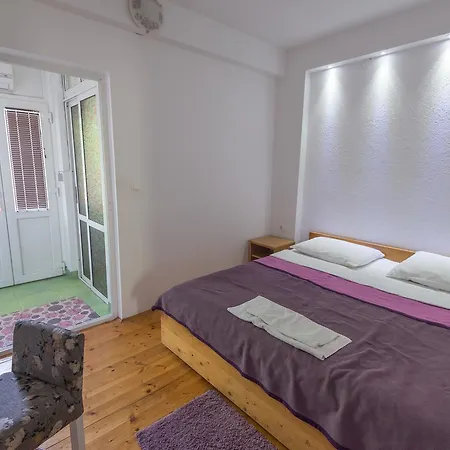 Maria Guest house